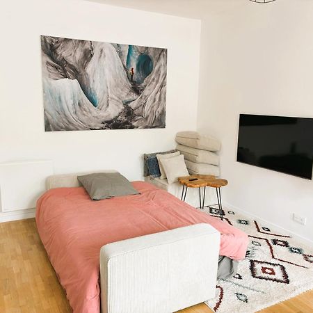 Appartement Le Boudoir - 2 Pieces Et Parking à Le Plessis-Robinson Extérieur photo