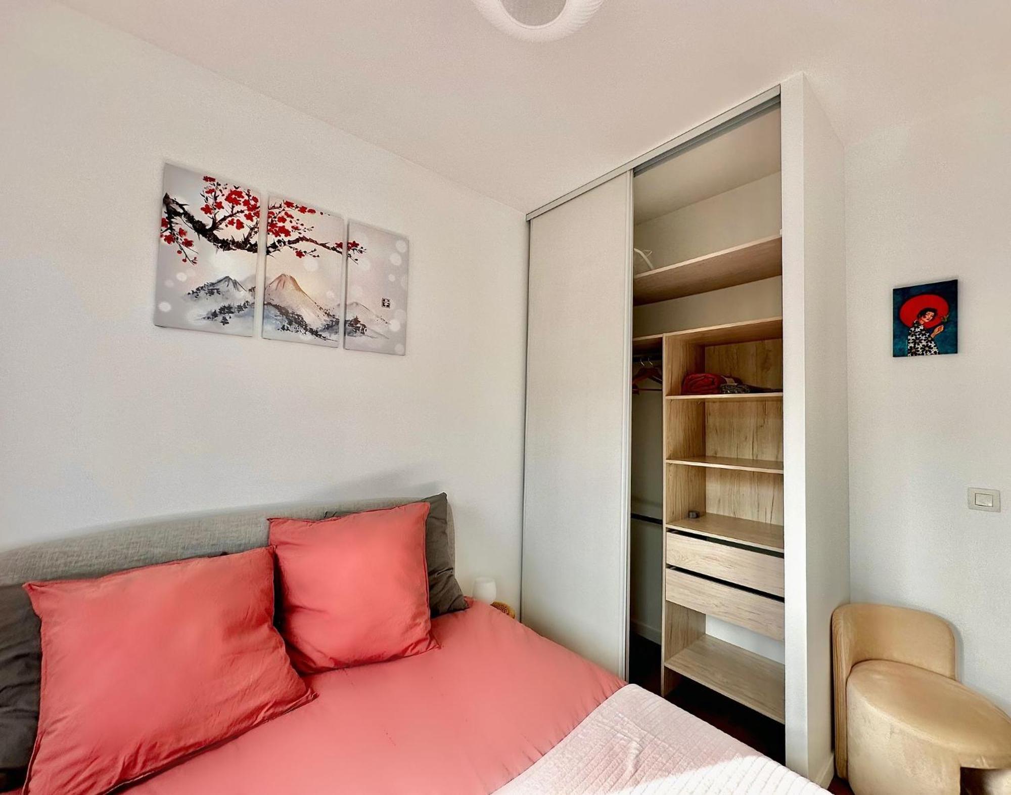 Appartement Le Boudoir - 2 Pieces Et Parking à Le Plessis-Robinson Extérieur photo