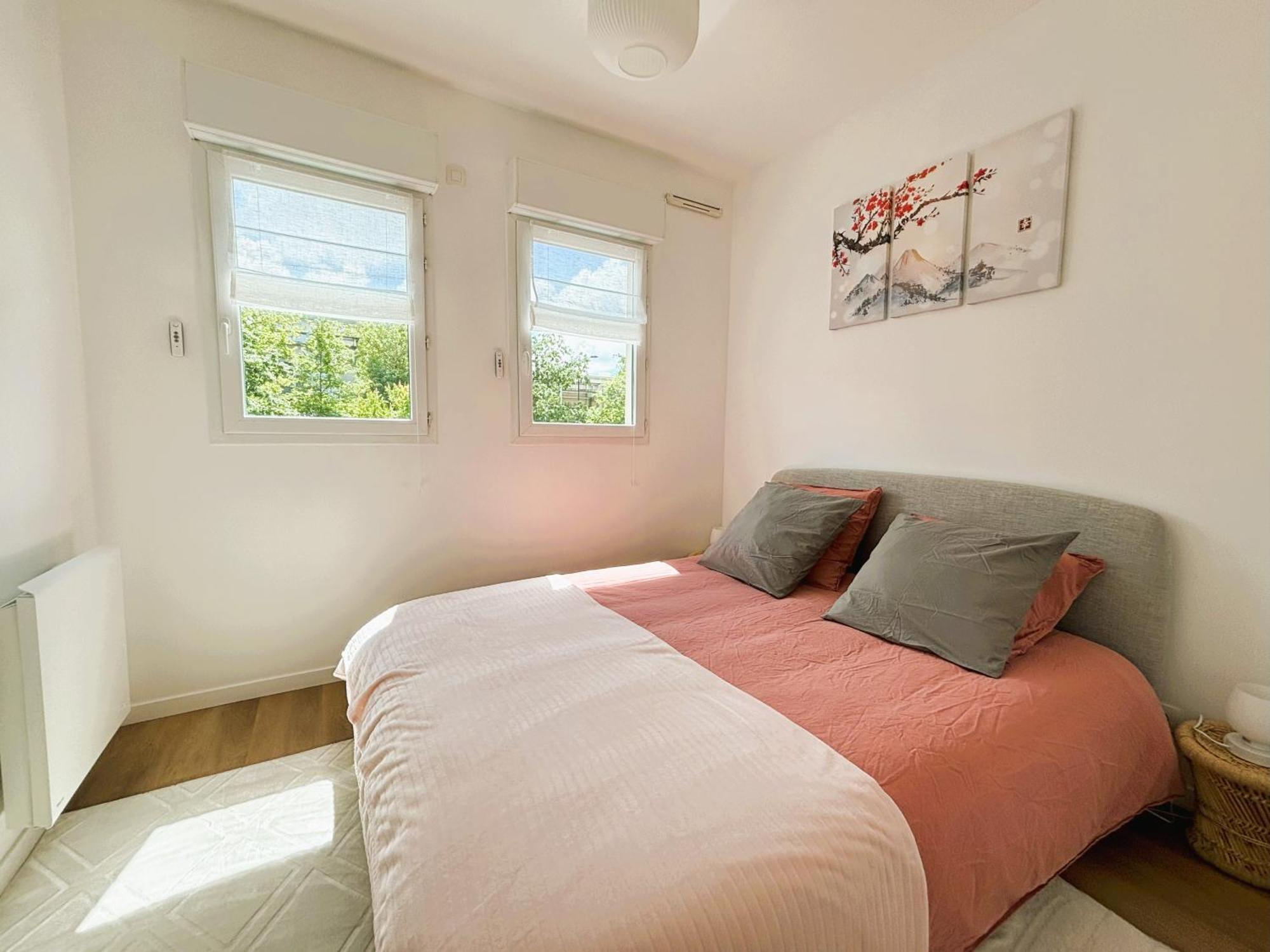 Appartement Le Boudoir - 2 Pieces Et Parking à Le Plessis-Robinson Chambre photo
